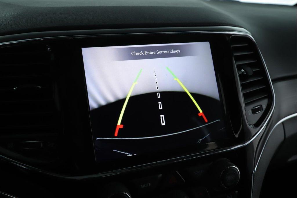 used 2021 Jeep Grand Cherokee car, priced at $25,900