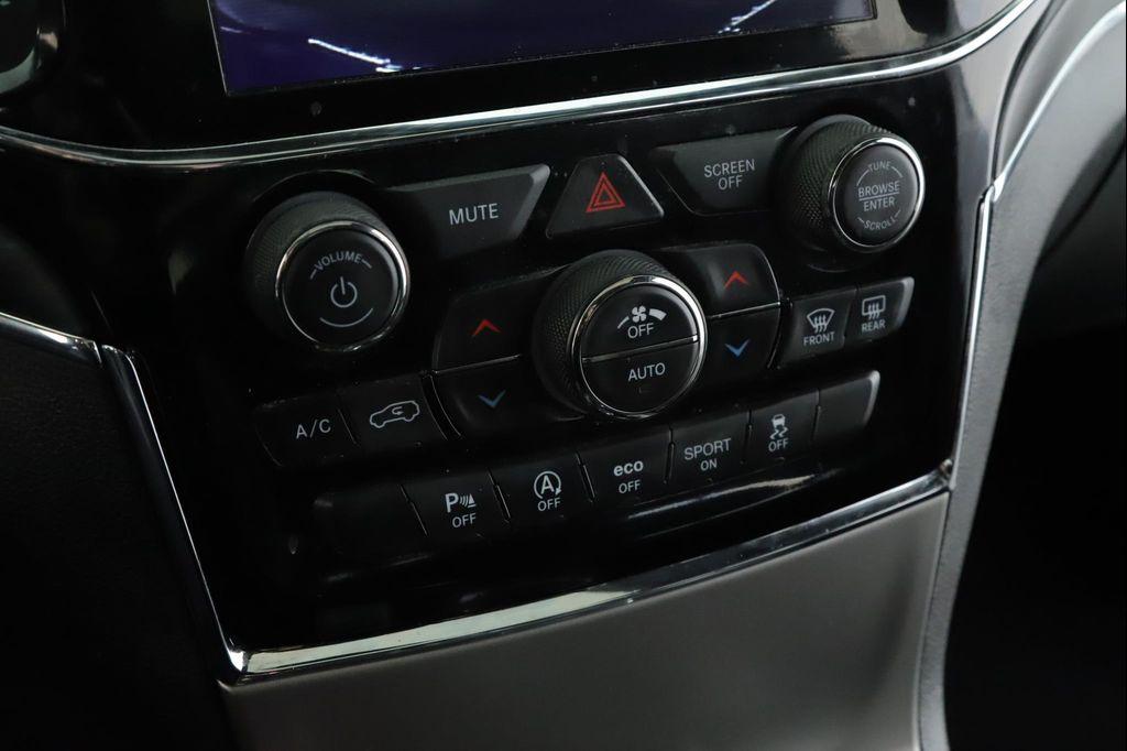 used 2021 Jeep Grand Cherokee car, priced at $25,900