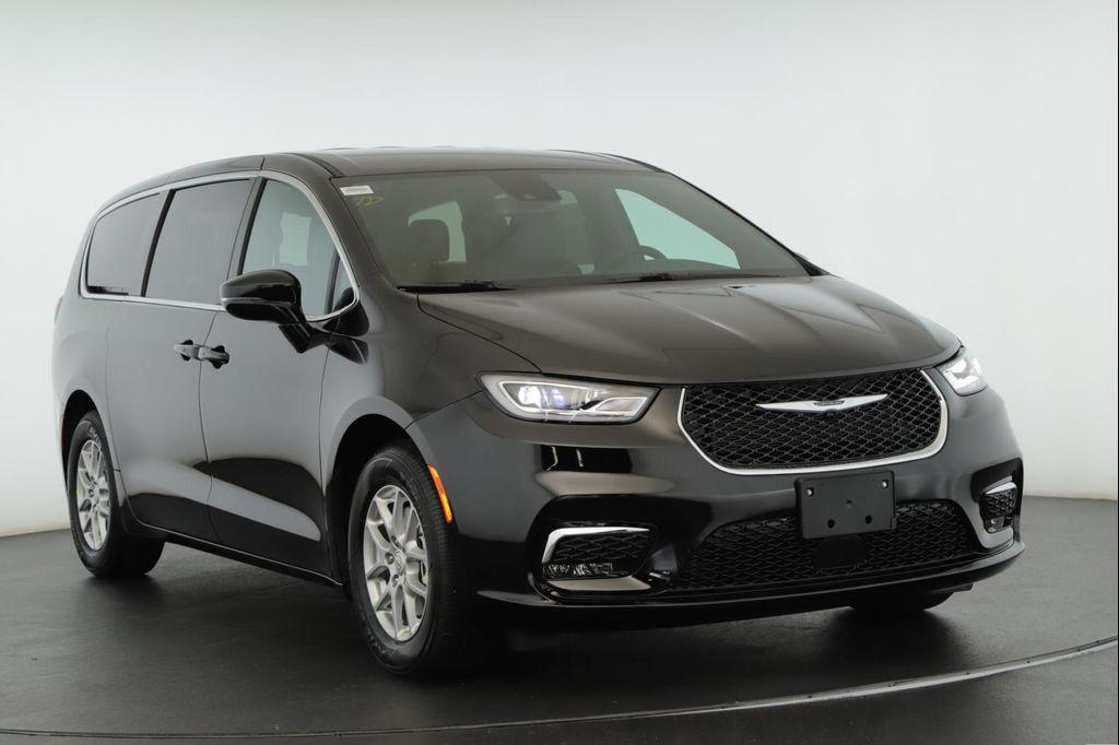new 2026 Chrysler Pacifica car