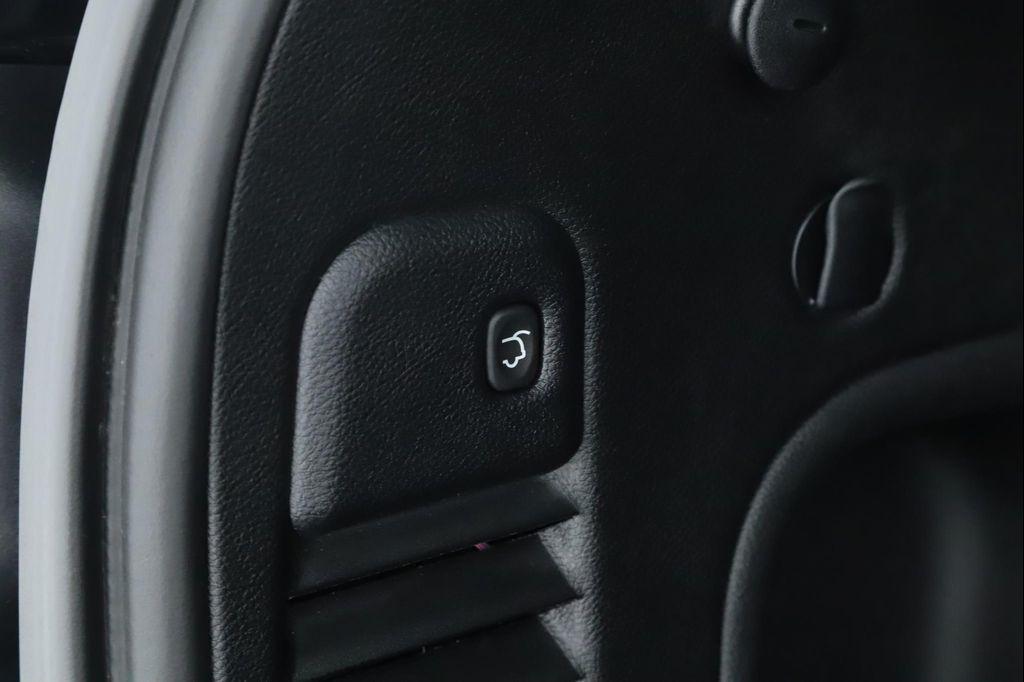 used 2022 Jeep Grand Cherokee car, priced at $28,900