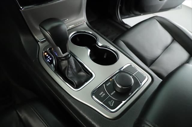 used 2022 Jeep Grand Cherokee car, priced at $28,900