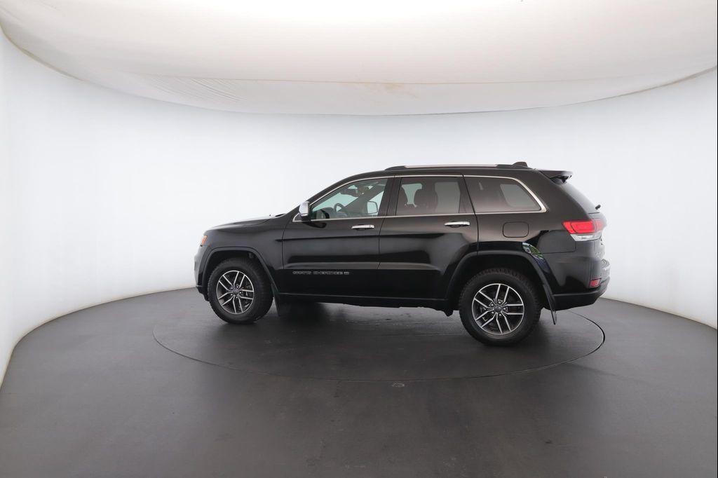used 2022 Jeep Grand Cherokee car, priced at $28,900