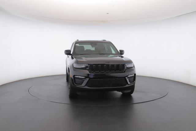 new 2025 Jeep Grand Cherokee car