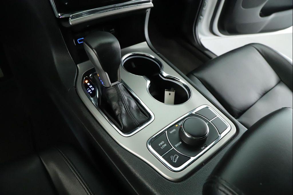 used 2022 Jeep Grand Cherokee car, priced at $28,500