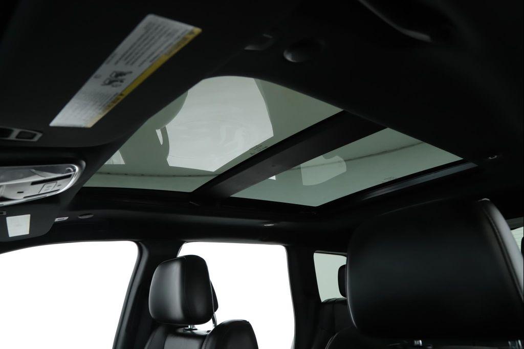 used 2022 Jeep Grand Cherokee car, priced at $28,500