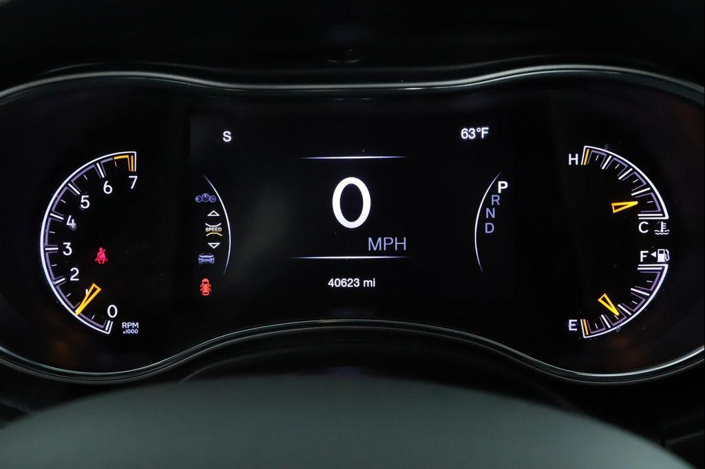 used 2022 Jeep Grand Cherokee car, priced at $28,500