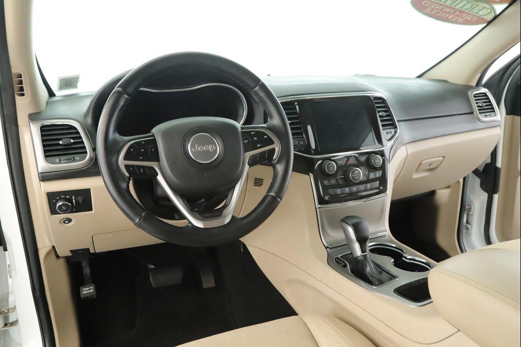 used 2022 Jeep Grand Cherokee car, priced at $27,900
