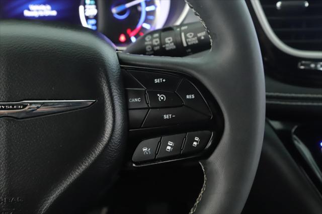 used 2022 Chrysler Pacifica Hybrid car, priced at $33,500