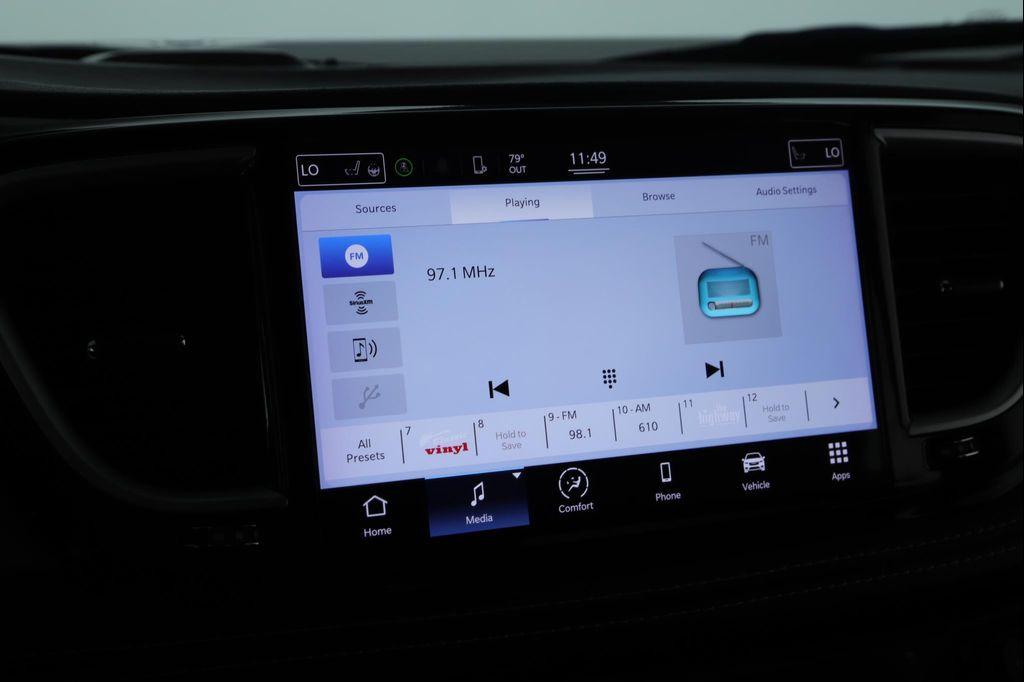 used 2022 Chrysler Pacifica Hybrid car, priced at $33,500