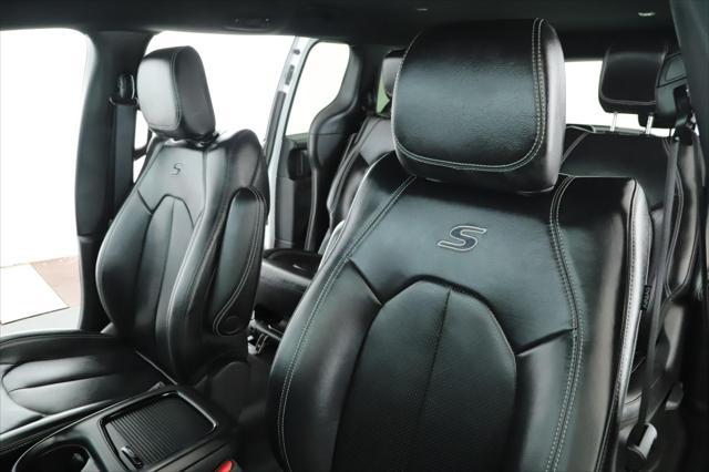 used 2022 Chrysler Pacifica Hybrid car, priced at $33,500