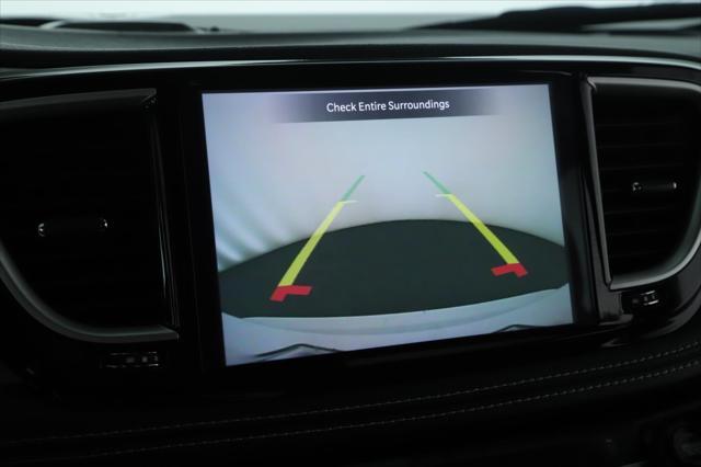 used 2022 Chrysler Pacifica Hybrid car, priced at $33,500