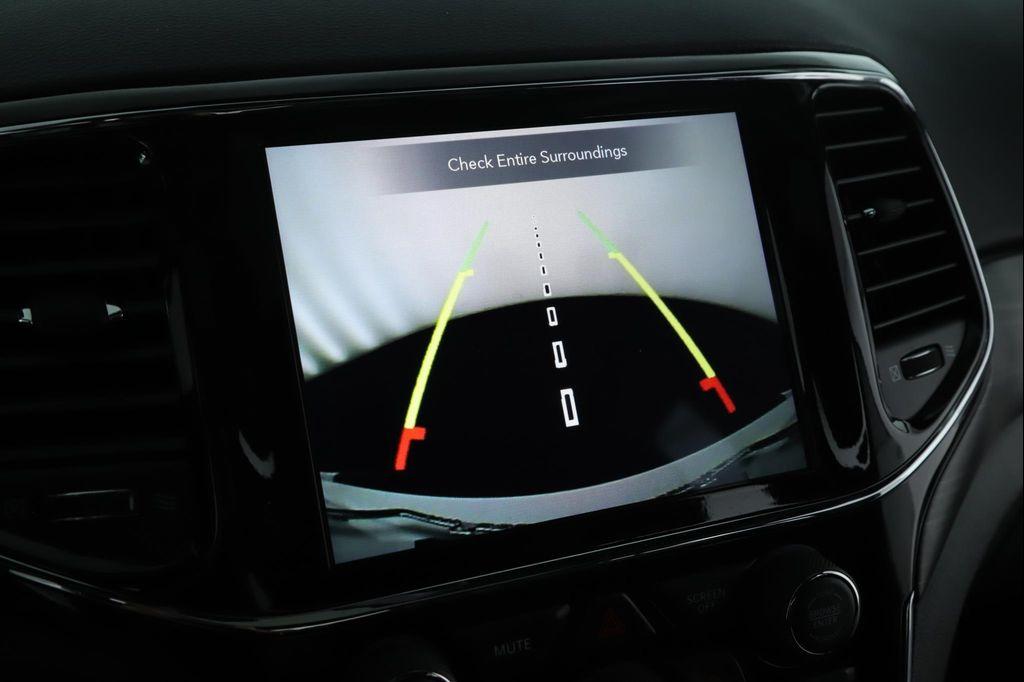 used 2022 Jeep Grand Cherokee car, priced at $29,900