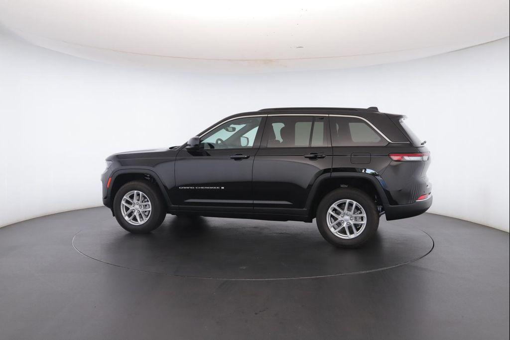 new 2025 Jeep Grand Cherokee car