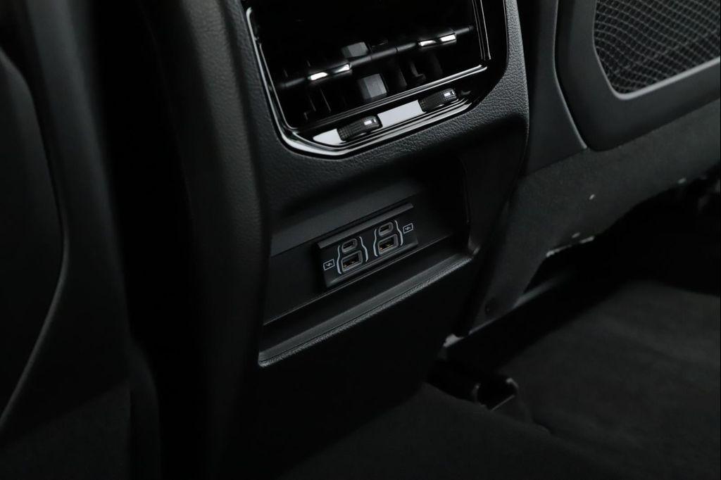 new 2025 Jeep Grand Cherokee car