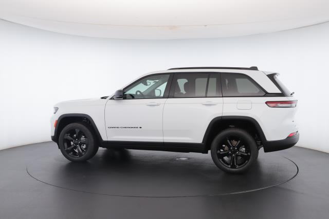 new 2025 Jeep Grand Cherokee car