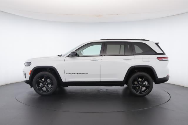 new 2025 Jeep Grand Cherokee car