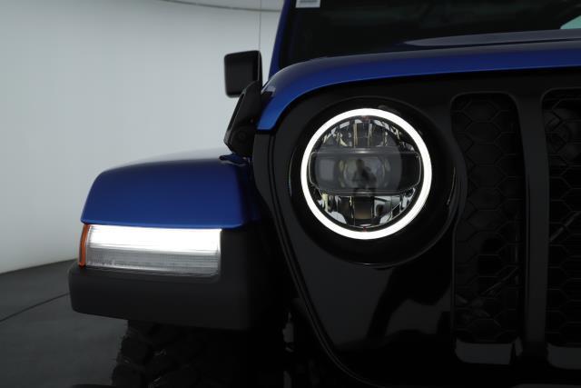 new 2023 Jeep Gladiator car, priced at $42,900