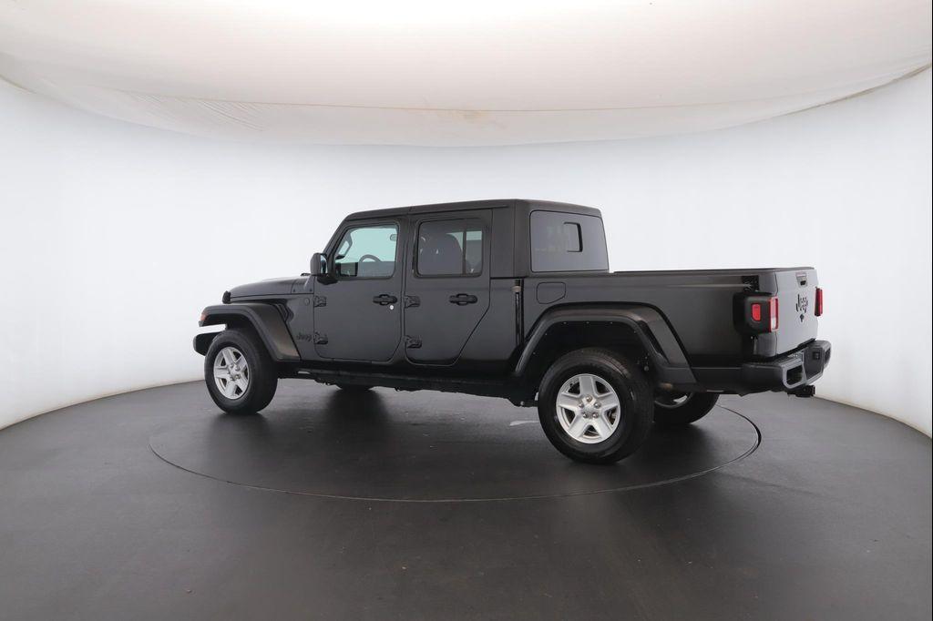 used 2022 Jeep Gladiator car, priced at $26,900