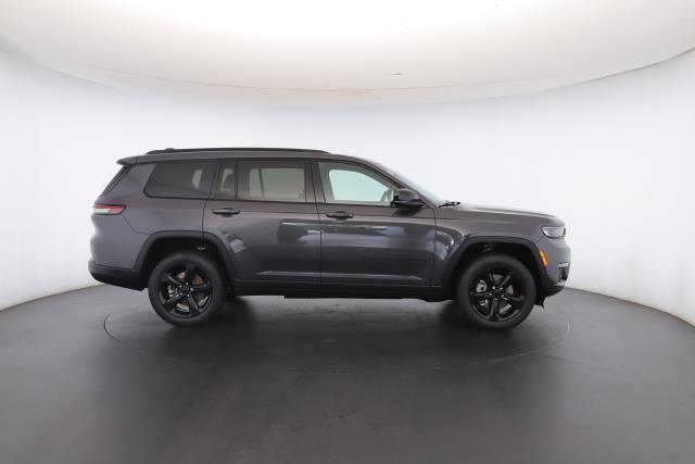 new 2025 Jeep Grand Cherokee L car