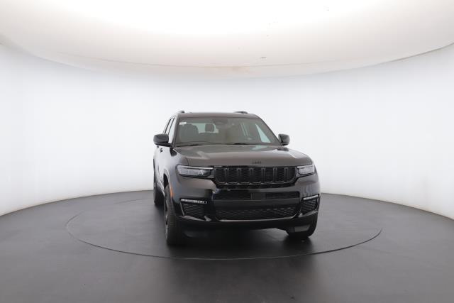 new 2025 Jeep Grand Cherokee L car