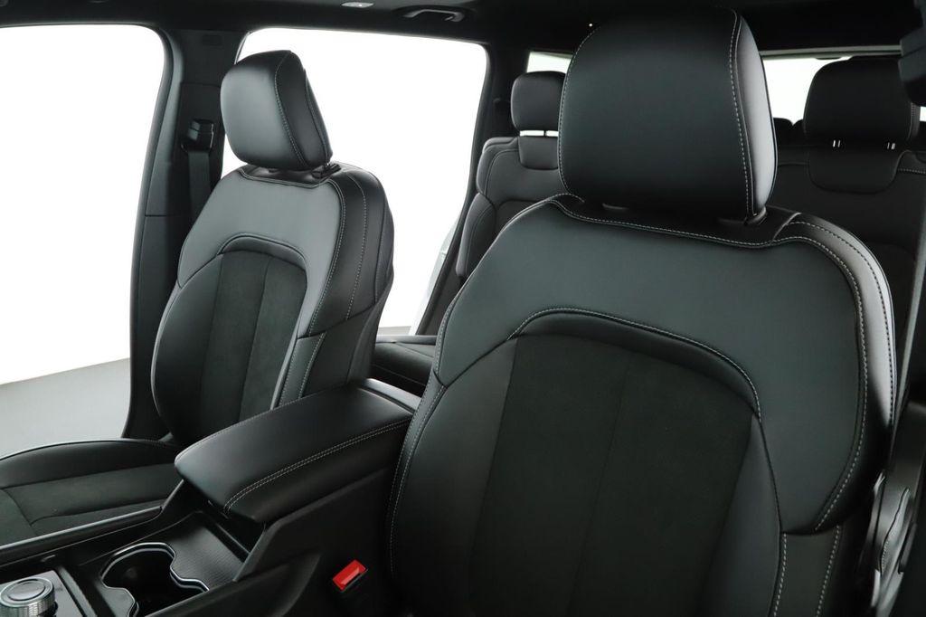 new 2025 Jeep Grand Cherokee L car
