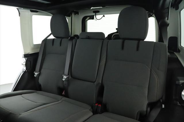 new 2025 Jeep Wrangler 4xe car