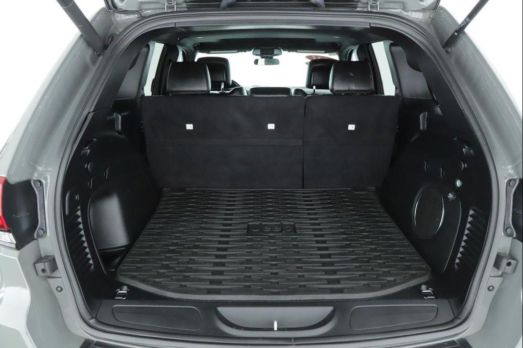 used 2021 Jeep Grand Cherokee car, priced at $21,900