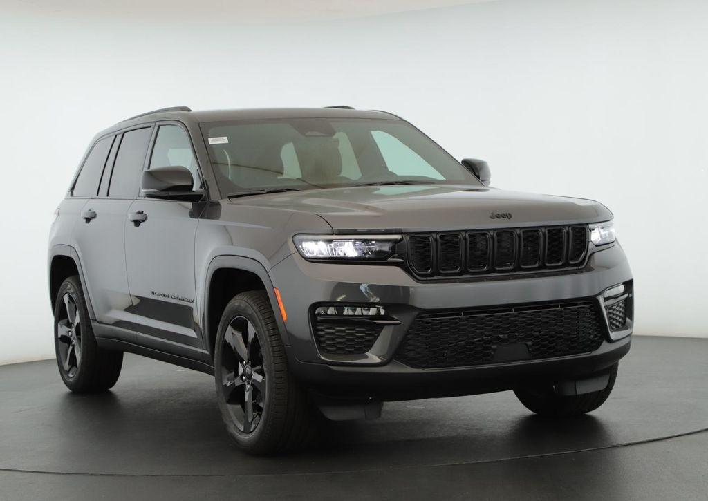 new 2025 Jeep Grand Cherokee car