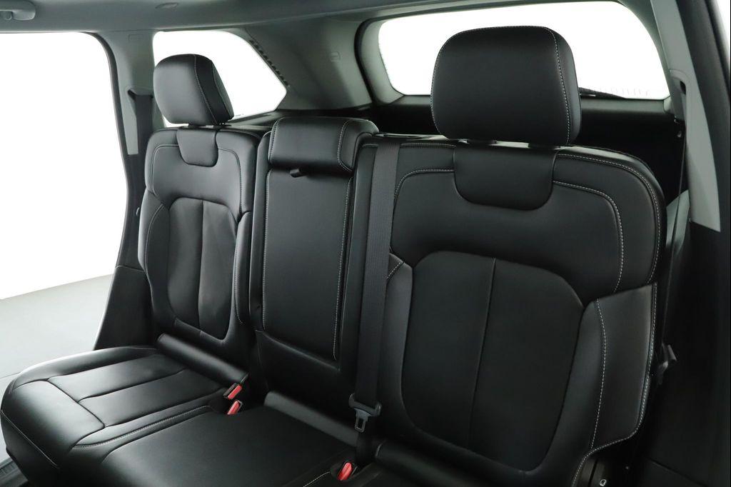 used 2023 Jeep Grand Cherokee car, priced at $35,900