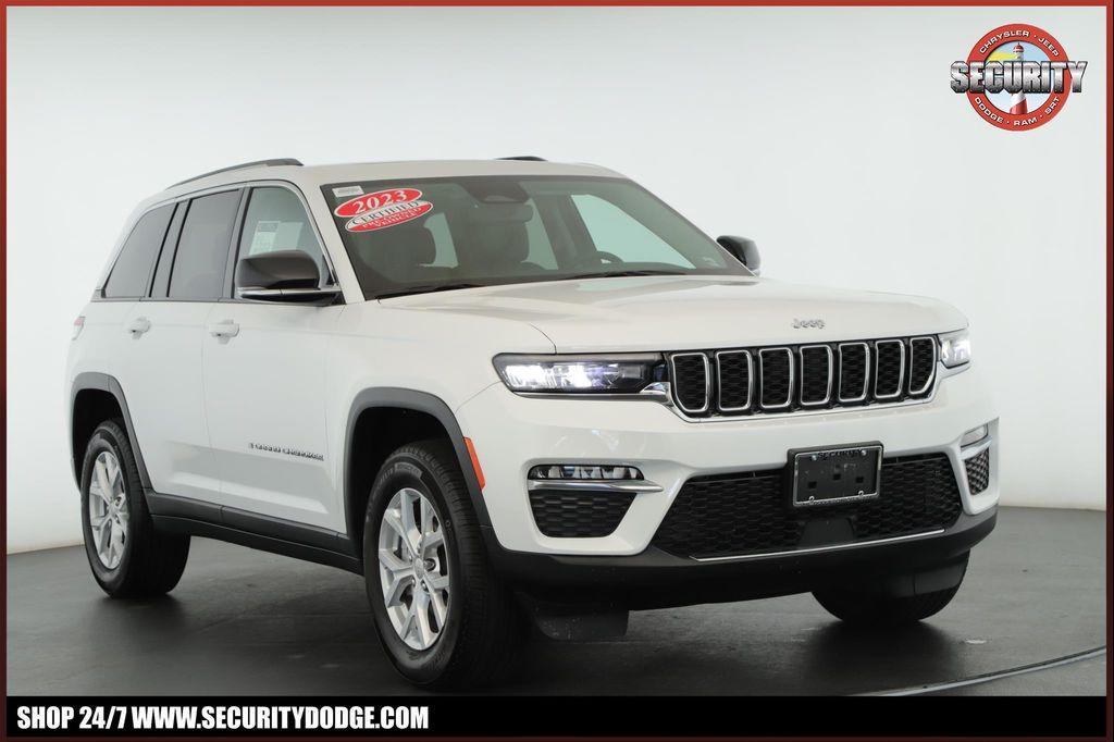 used 2023 Jeep Grand Cherokee car, priced at $35,900