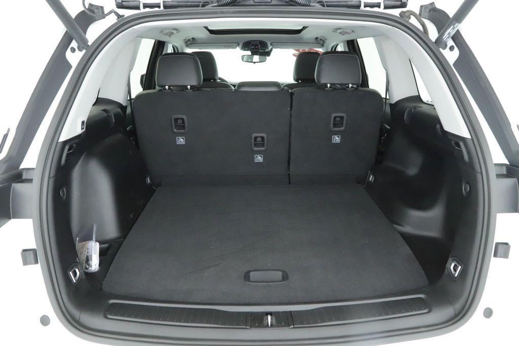 used 2023 Jeep Grand Cherokee car, priced at $35,900