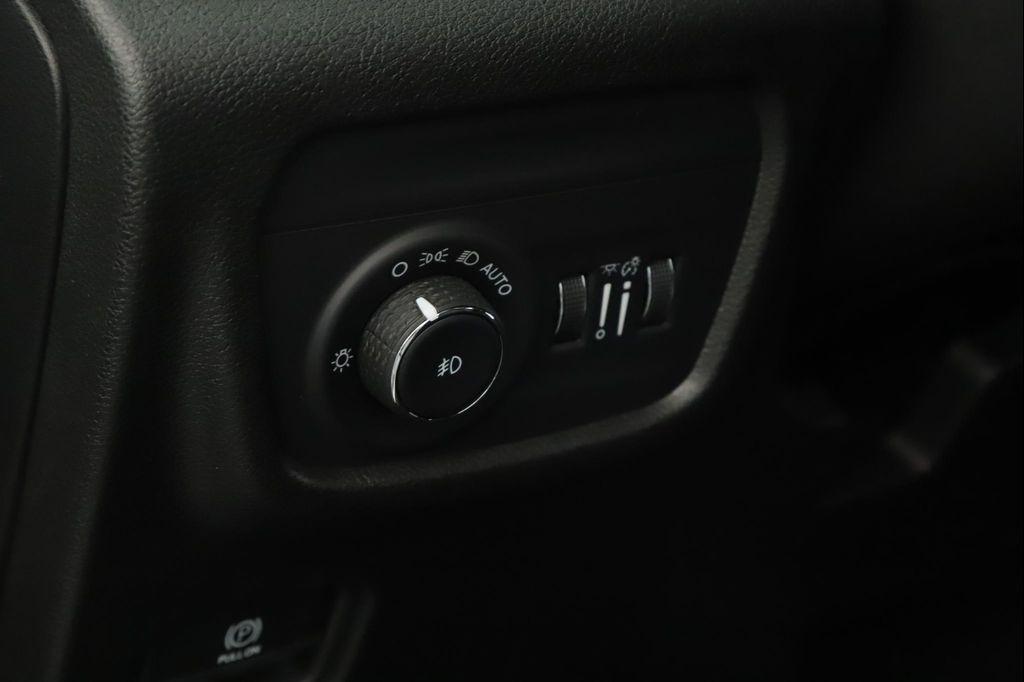 used 2023 Jeep Grand Cherokee car, priced at $35,900