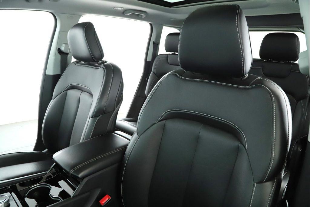 used 2023 Jeep Grand Cherokee car, priced at $35,900