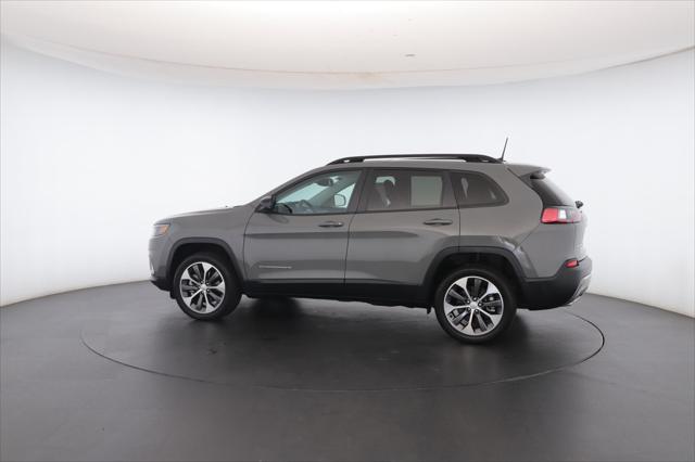 used 2022 Jeep Cherokee car, priced at $28,900