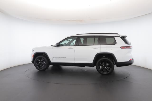 new 2025 Jeep Grand Cherokee L car