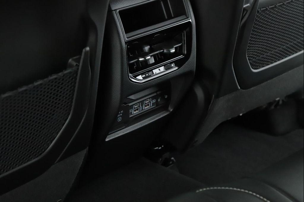 new 2025 Jeep Grand Cherokee car