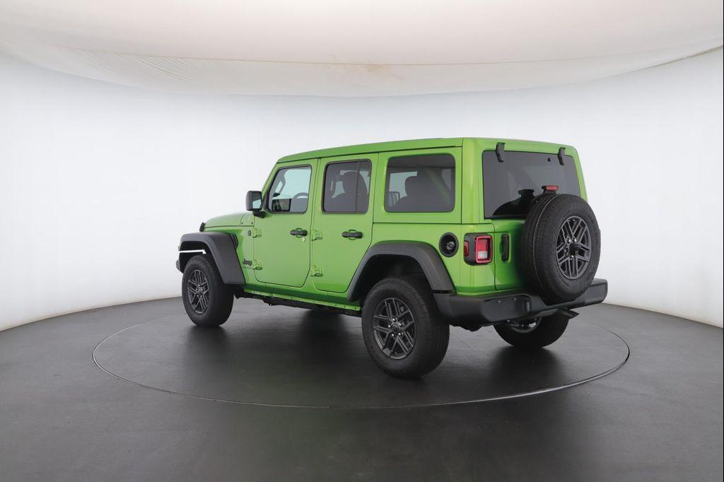 new 2025 Jeep Wrangler car