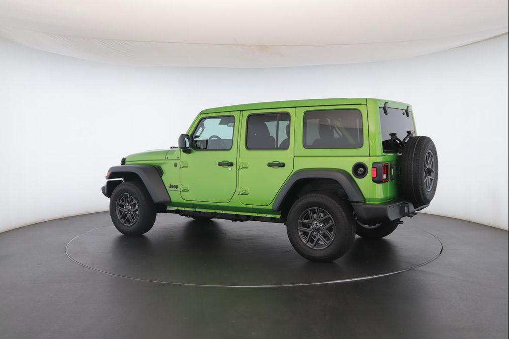 new 2025 Jeep Wrangler car