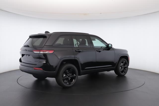 new 2025 Jeep Grand Cherokee car