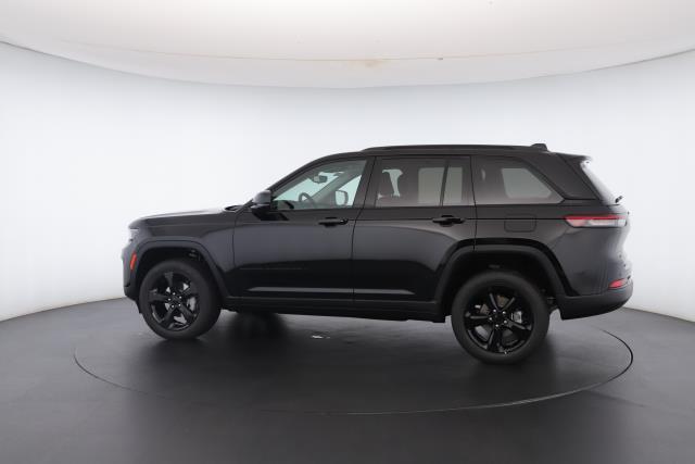 new 2025 Jeep Grand Cherokee car