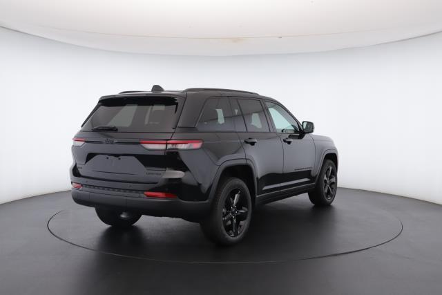 new 2025 Jeep Grand Cherokee car