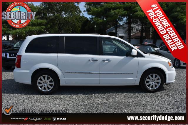 used 2016 Chrysler Town & Country car, priced at $11,500