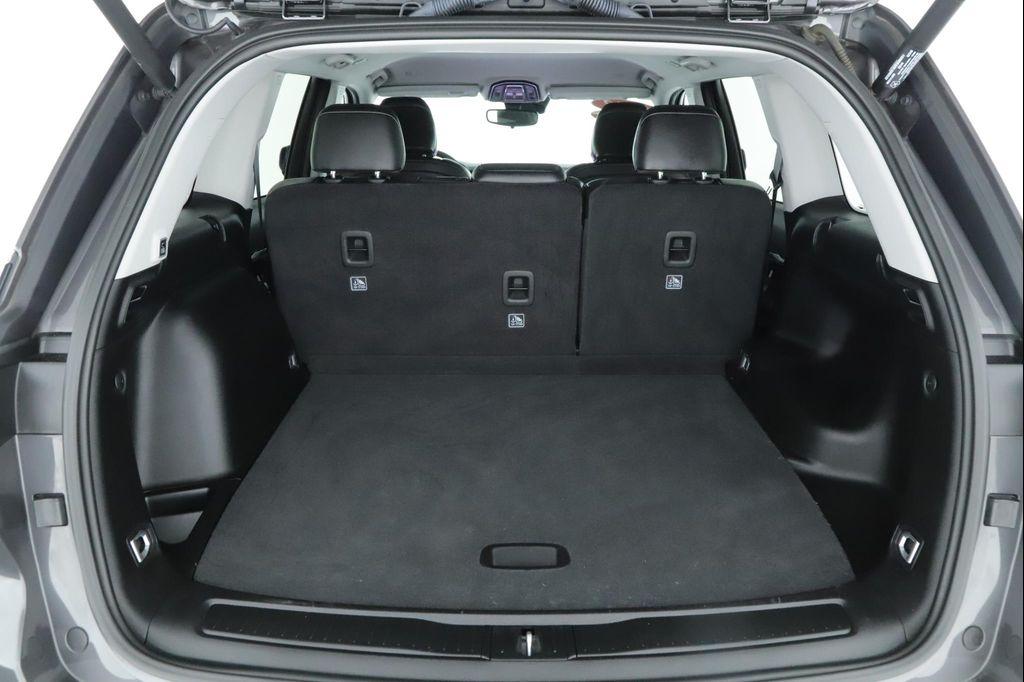 used 2023 Jeep Grand Cherokee car, priced at $32,900