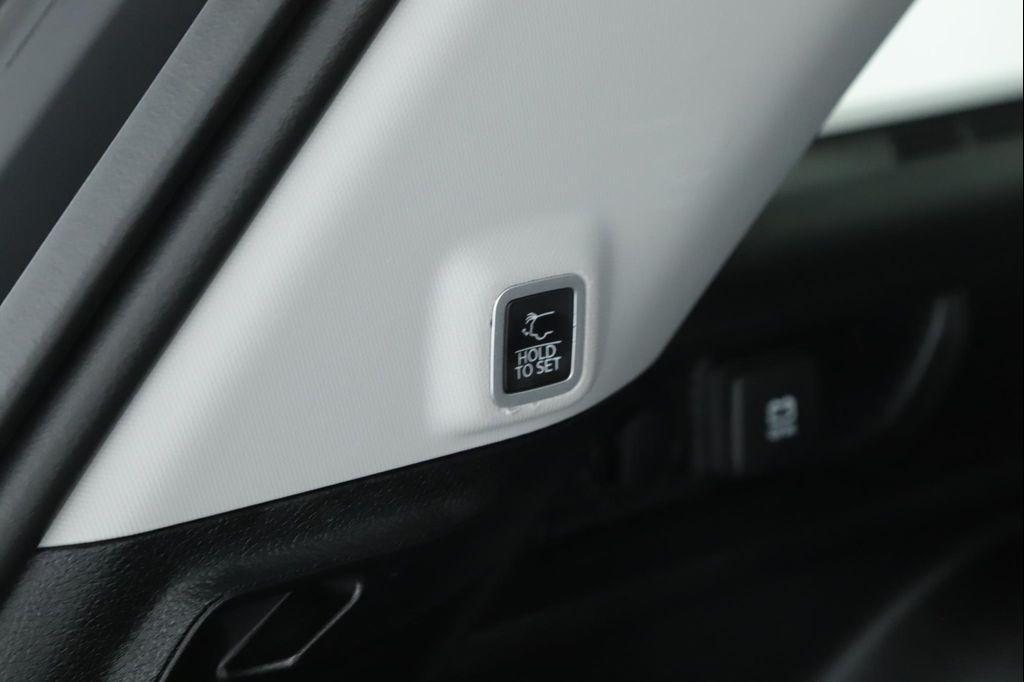 used 2023 Jeep Grand Cherokee car, priced at $32,900