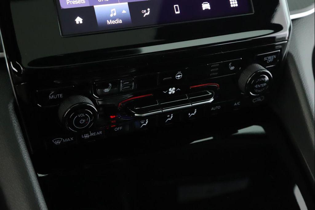 new 2025 Jeep Grand Cherokee car