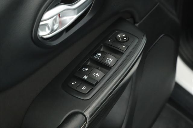 used 2015 Jeep Cherokee car, priced at $13,500