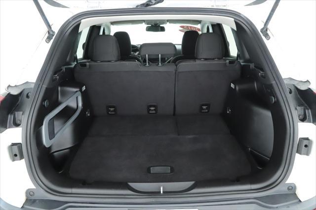 used 2015 Jeep Cherokee car, priced at $13,500