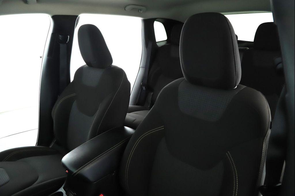 used 2015 Jeep Cherokee car, priced at $13,500
