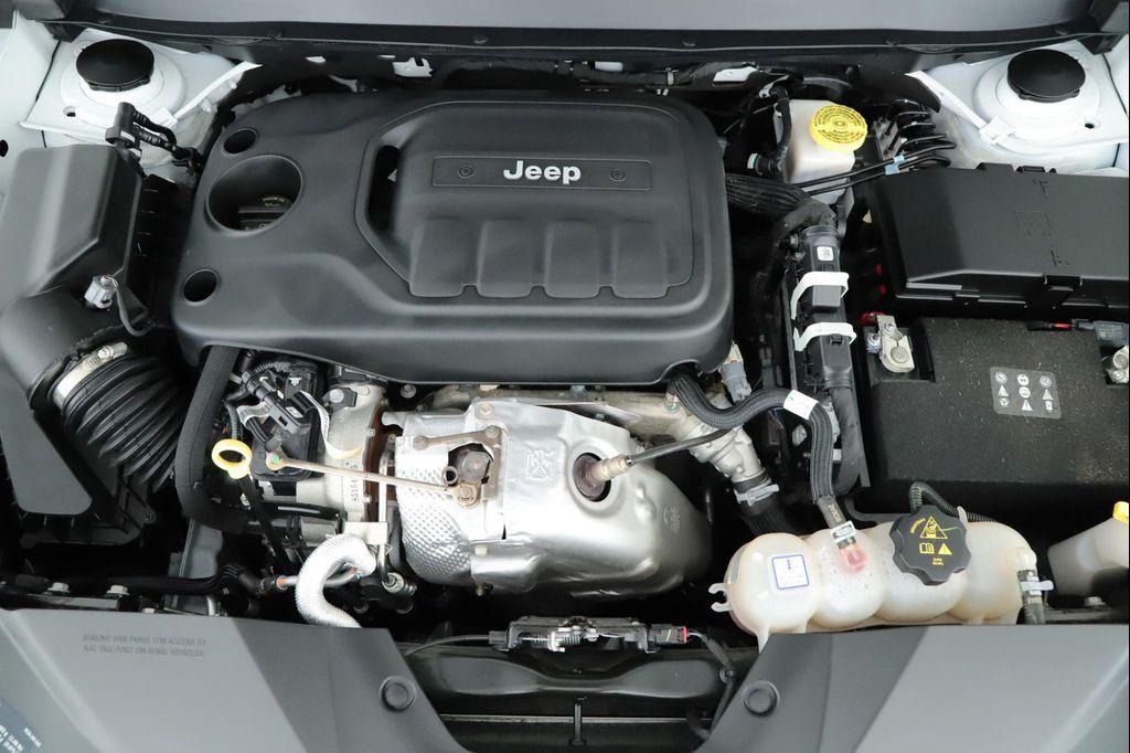 used 2022 Jeep Cherokee car, priced at $24,250