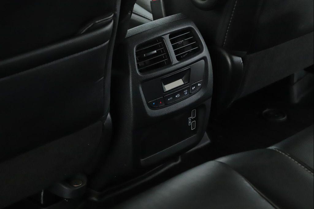 used 2022 Honda Pilot car, priced at $28,900